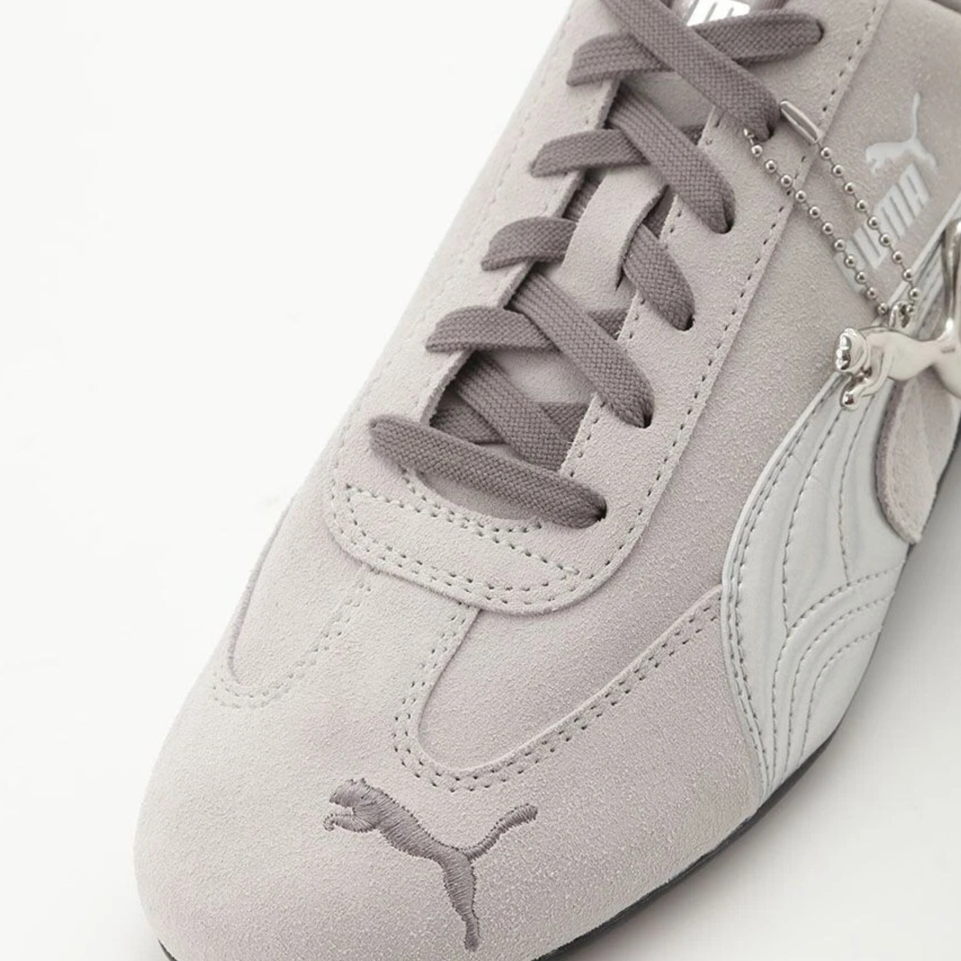 SUEDE SNEAKERS (NUANCE GREY)