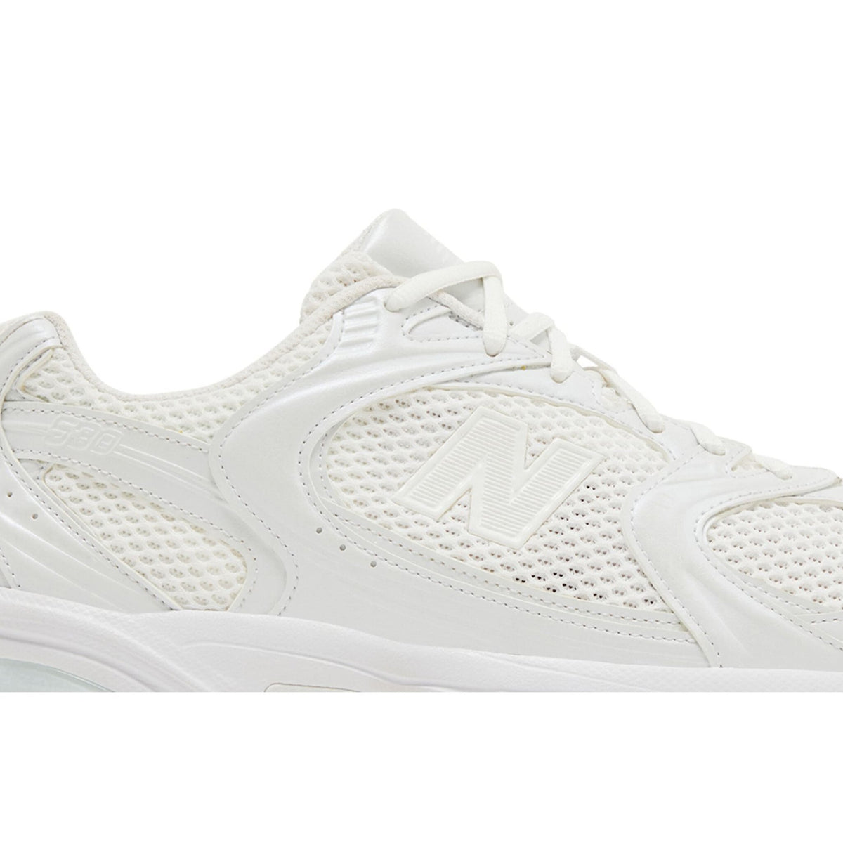 UNISEX (TRIPLE WHITE)